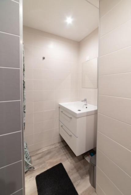 Studio Green Proche De Lyon Meyzieu Luaran gambar